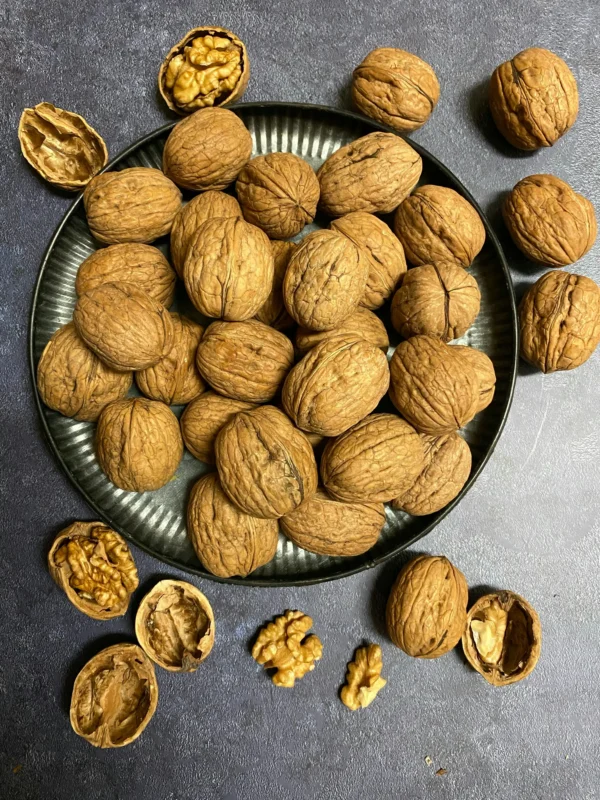 Premium Kashmiri Almonds (Badam) – Handpicked & Natural
